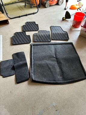 Volkswagen Black Carpet & Rubber Car Floor Mats Set - 2022 VW atlas cross sport